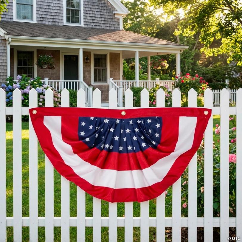 3 ft. x 1 1/2 ft. Traditional Patriotic Polyester Bunting