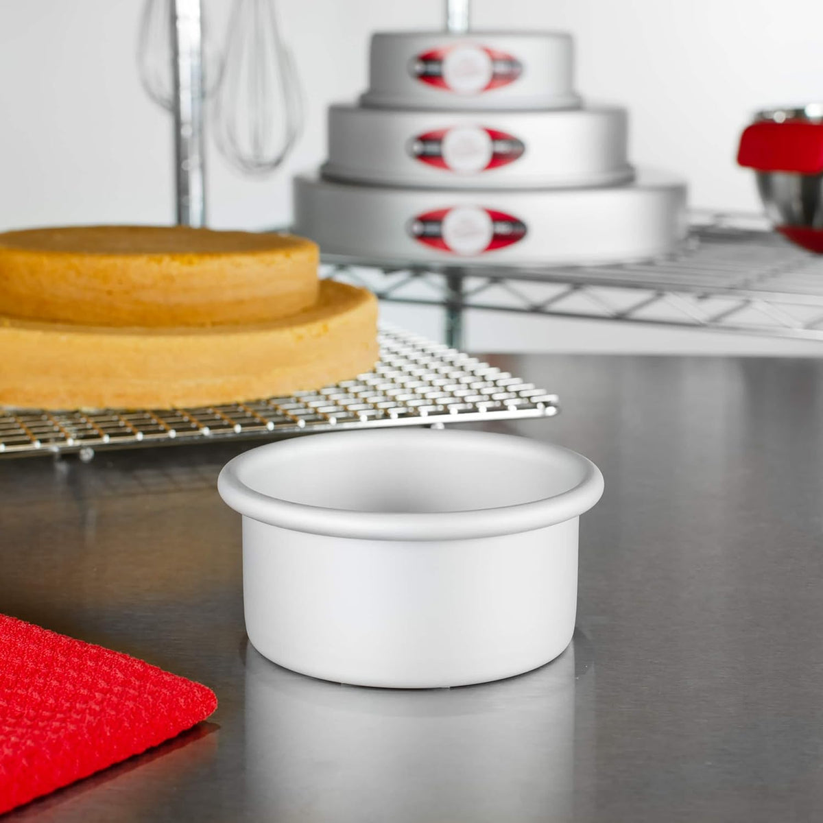 Fat Daddios Pro Series Bakeware Anodized Aluminum Round Cake Pan 4 x 2"