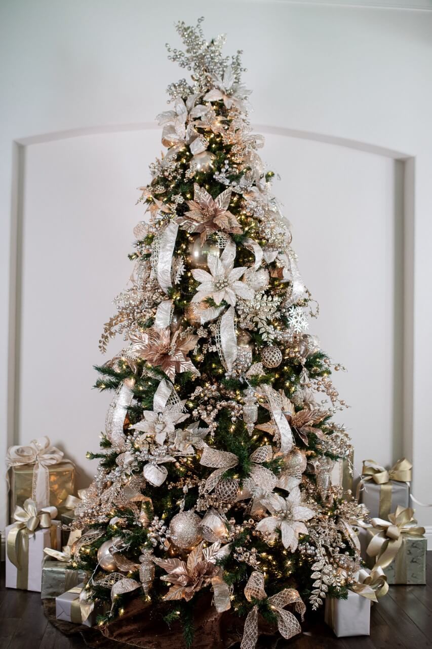 31” x 16.5" Champagne Velvet Metallic Poinsettia