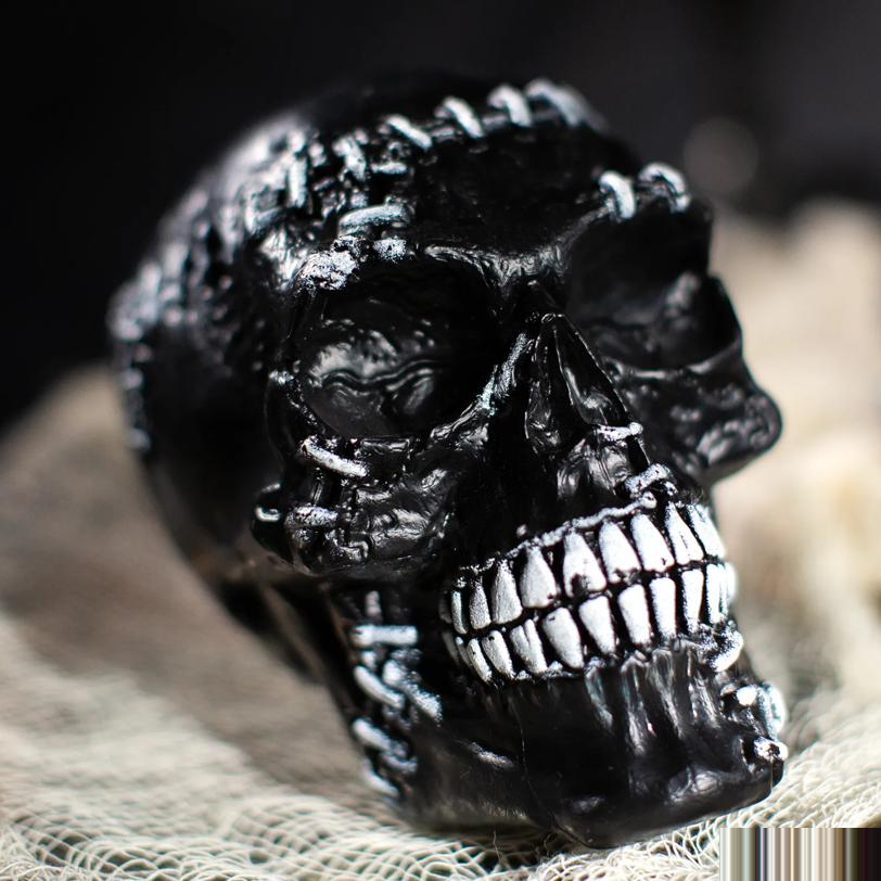 Creepy Black Skull Plastic Halloween Decoration 5 1/2 x 7 1/2