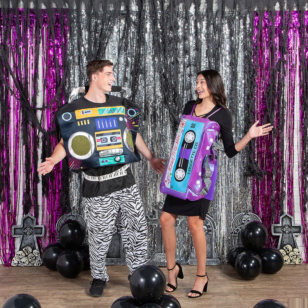 MIX TAPE DRESS BOOM BOX COUPLE
