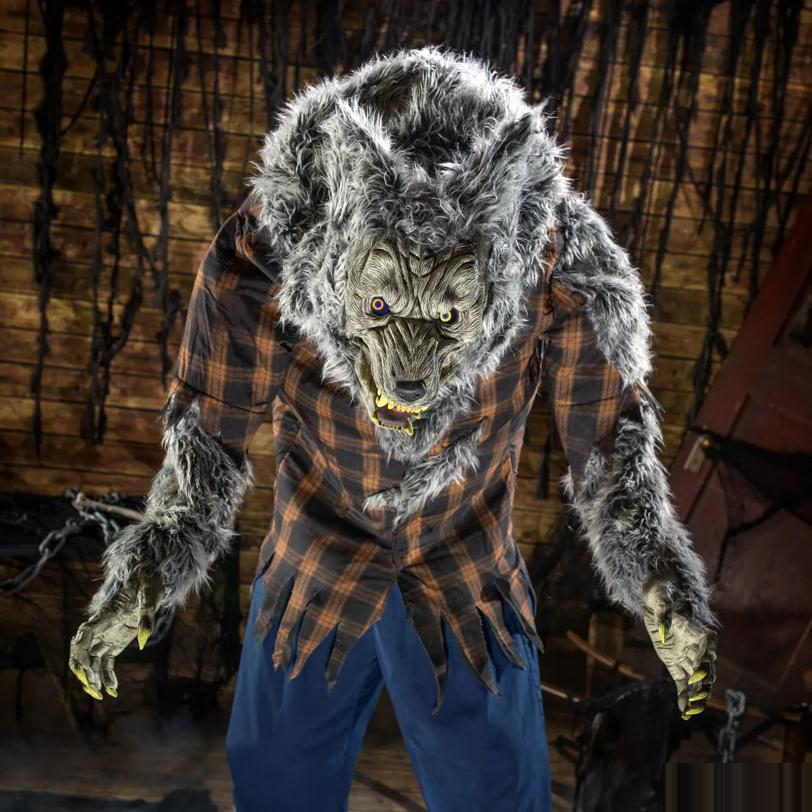 Animated Hulking Werewolf