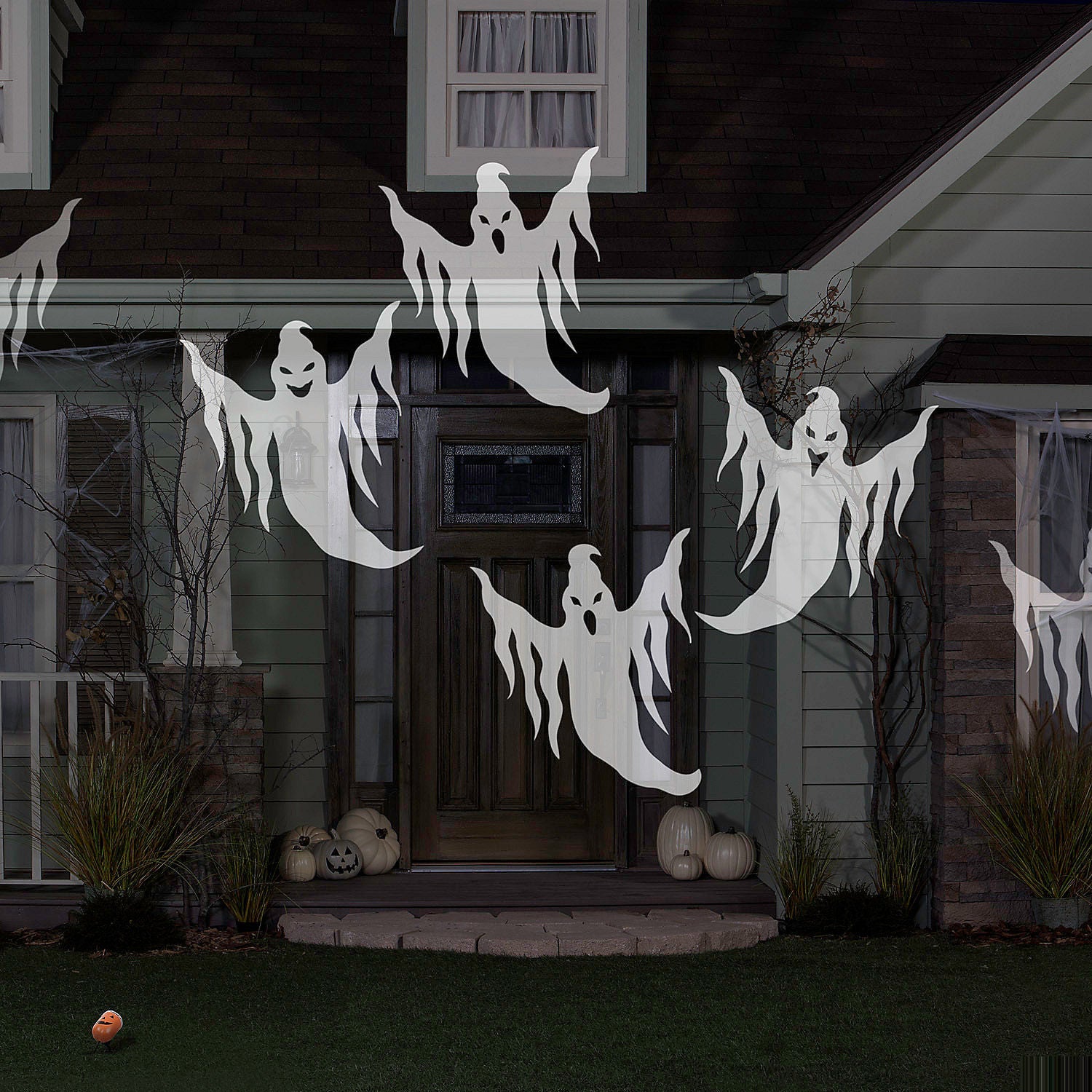 Lightshow Whirl-A-Motion Ghosts White Projection Light Halloween Outdoor Yard Decoration 11"