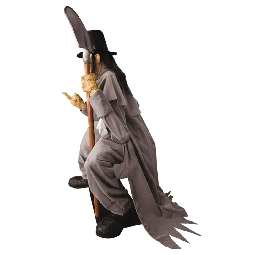 CROUCHING GRAVE DIGGER
