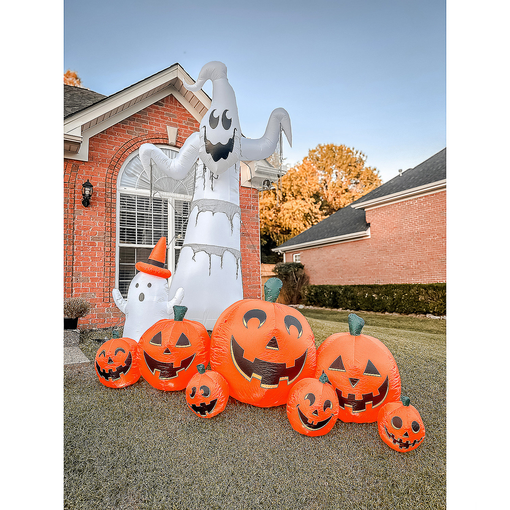 PUMPKIN PATCH 8.5 FT LONG