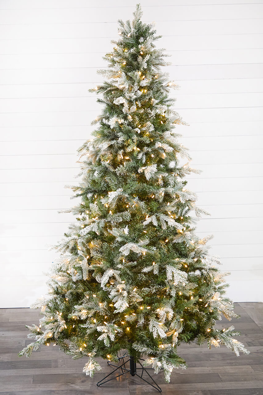 7.5' Snow Tip Aspen with 650 LED Lights
