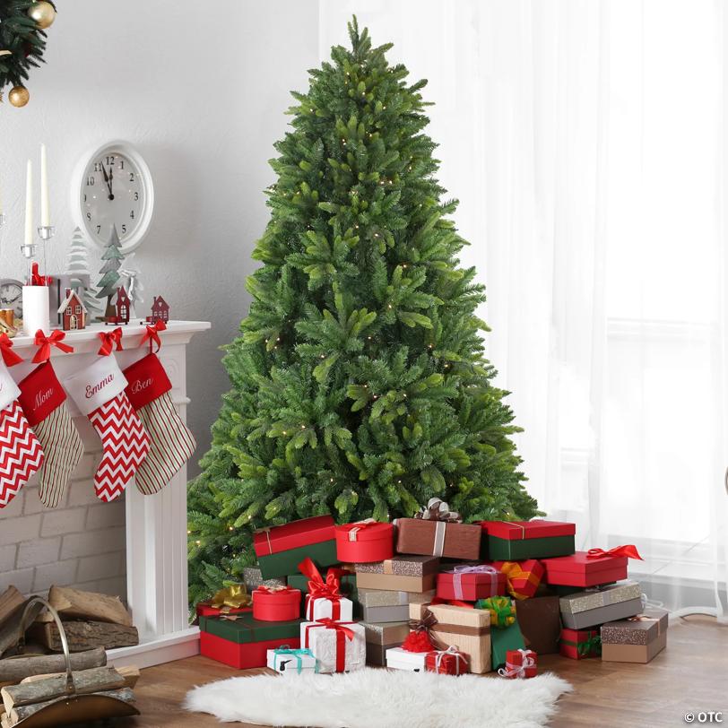 Northlight 9' Pre-Lit Gunnison Pine Artificial Christmas Tree - Clear Lights