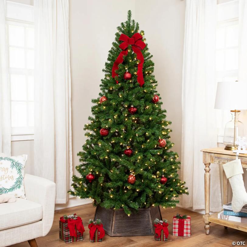 Pre-Lit Full Pendleton Spruce Artificial Christmas Tree - 7' - Clear Lights
