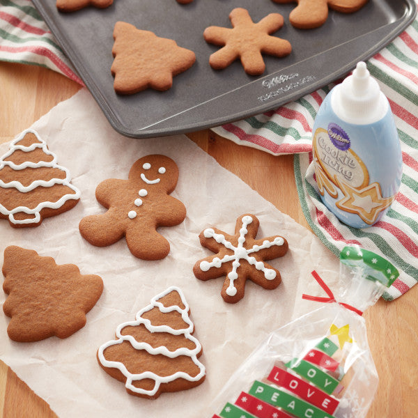 Wilton White Cookie Icing – Ready-to-Use – 7.5 oz.