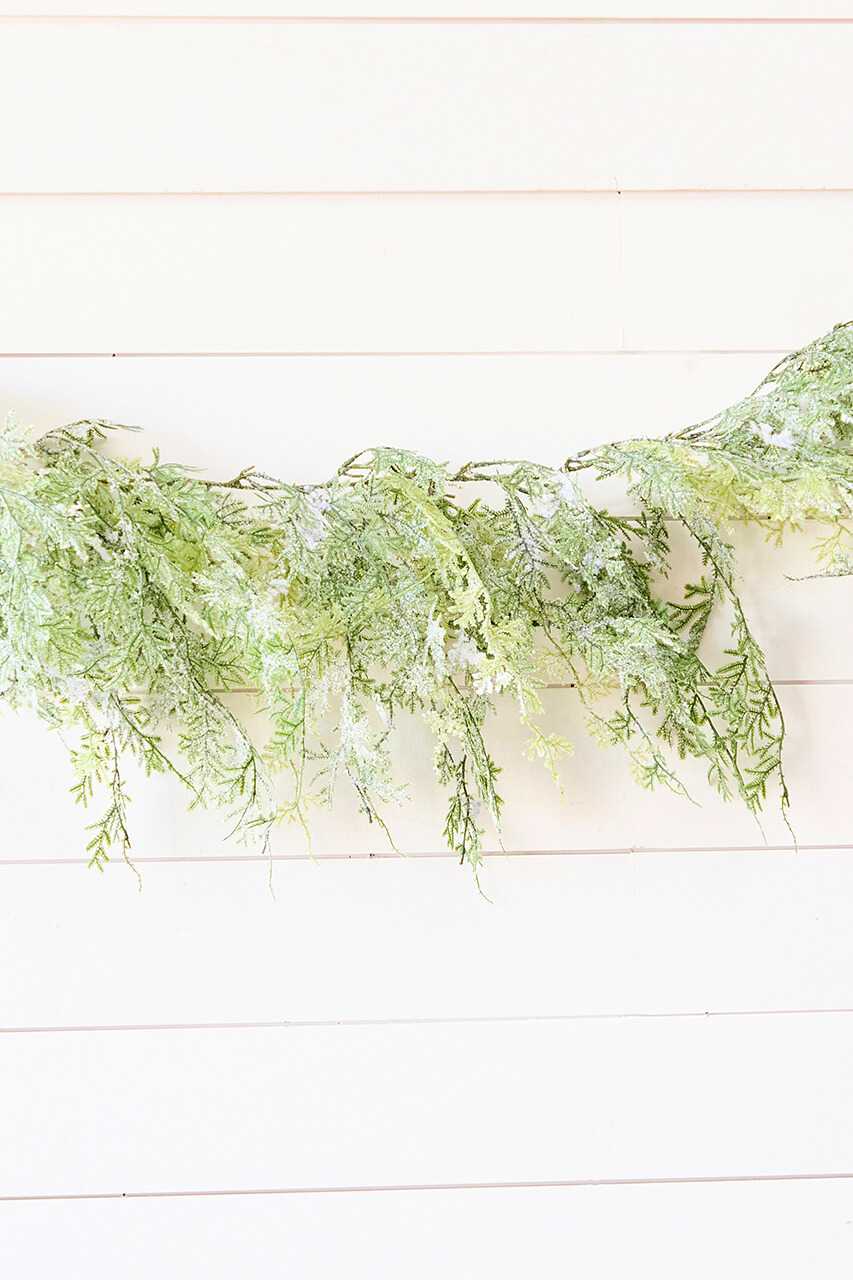 73” Frosted Fern Cone Garland