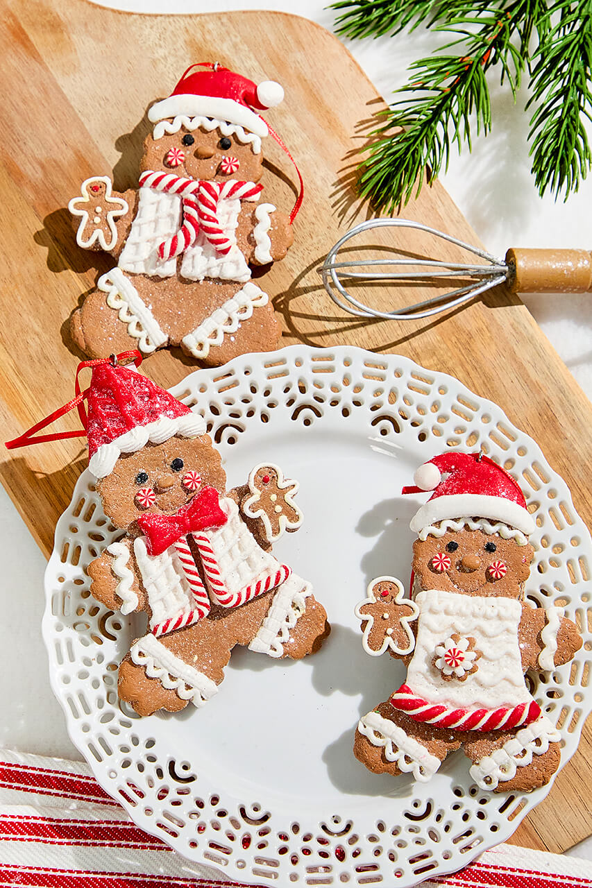 5" Gingerbread with Santa Hat Ornament