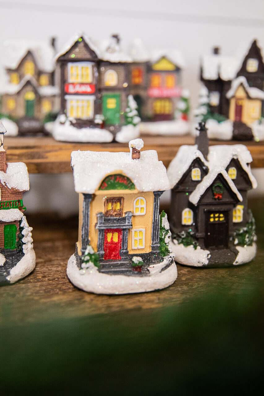 Lighted Holiday House with Battery Powered LEDs
