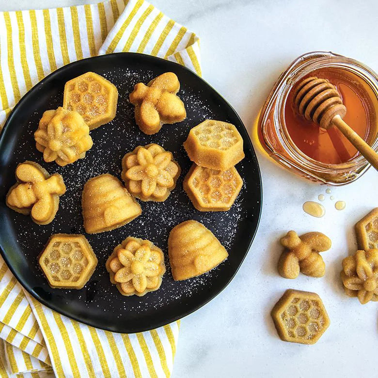 Nordic Ware Busy Bee Bitelet Pan