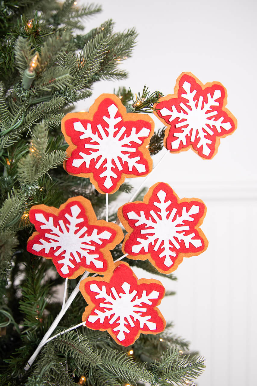 24” Red and White Snowflake Stem